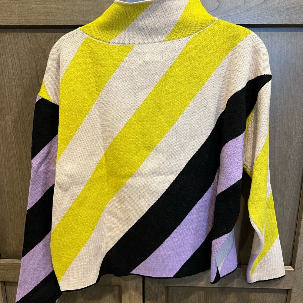 Maeve mock neck sweater. Purple motif, size xs